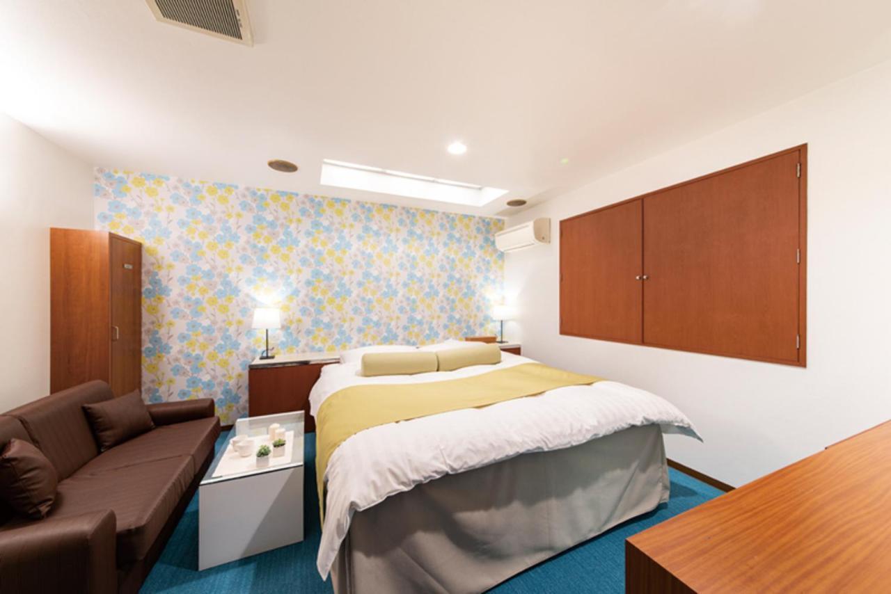 Hotel Chapel Sweet (Adults Only) Kōbe Exterior foto